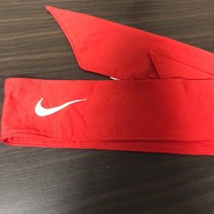 Nike headband